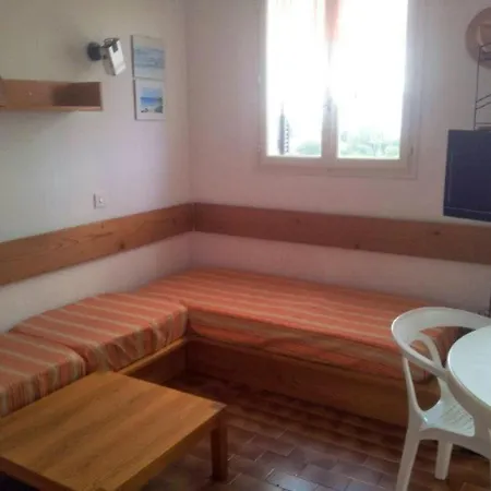 D'une Chambre Avec Piscine Partagee A Grosseto Prugna A 1 Km De La Plage アパート